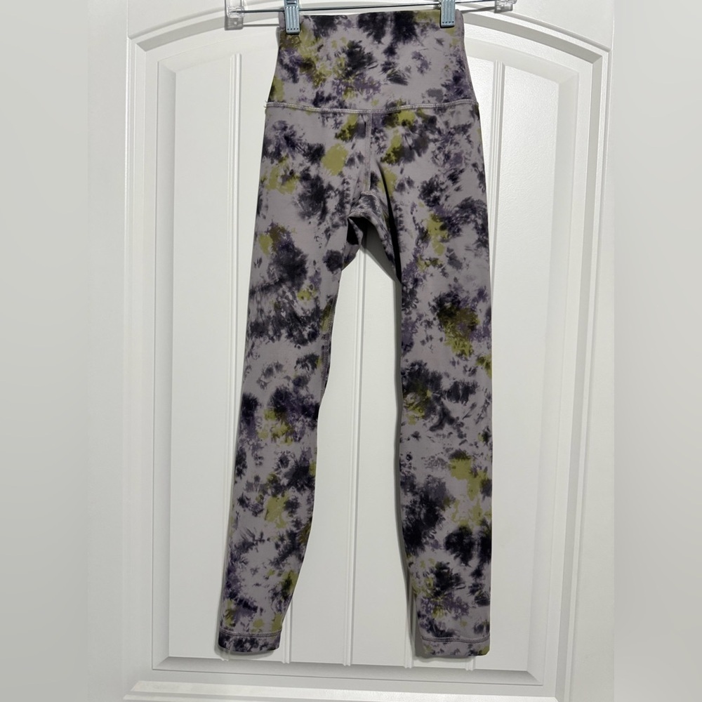 Lululemon Align High-Rise Crop 23" in Radial Tie Dye Mauve Grey Multi